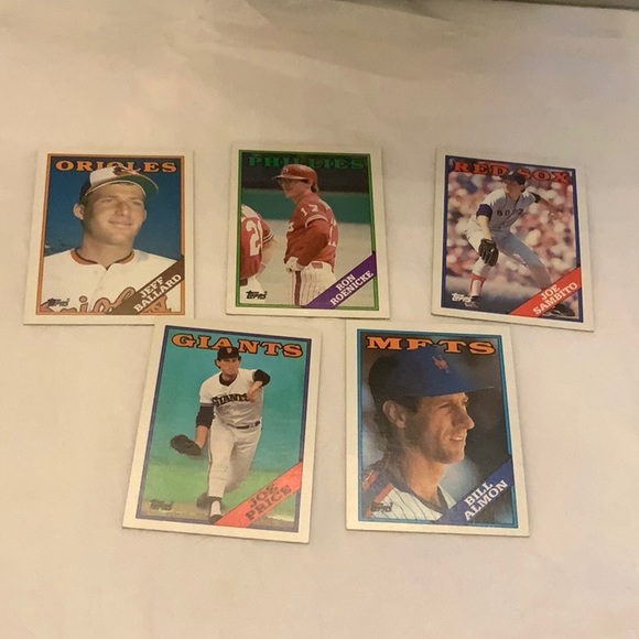 Bundle of Baseball Cards Lot 64** - Picture 4 of 6